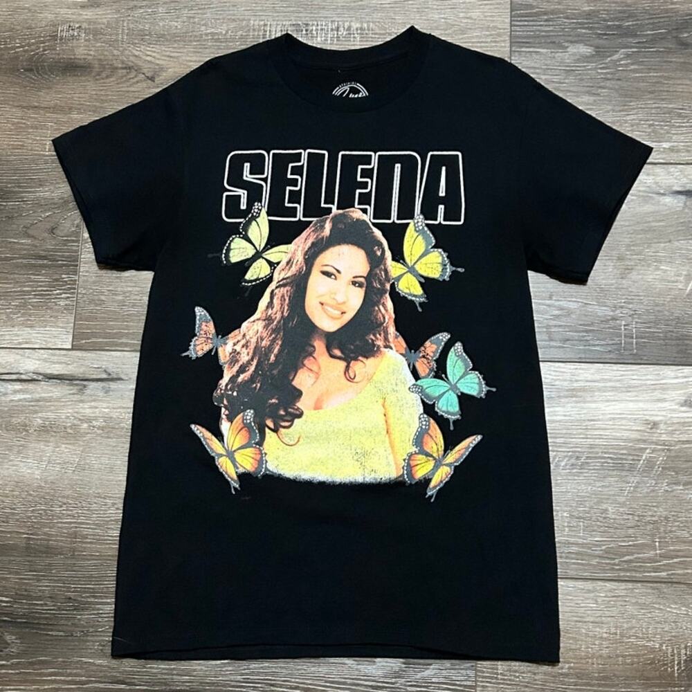 Selena Butterfly Graphic Women's Tee Black Size Small